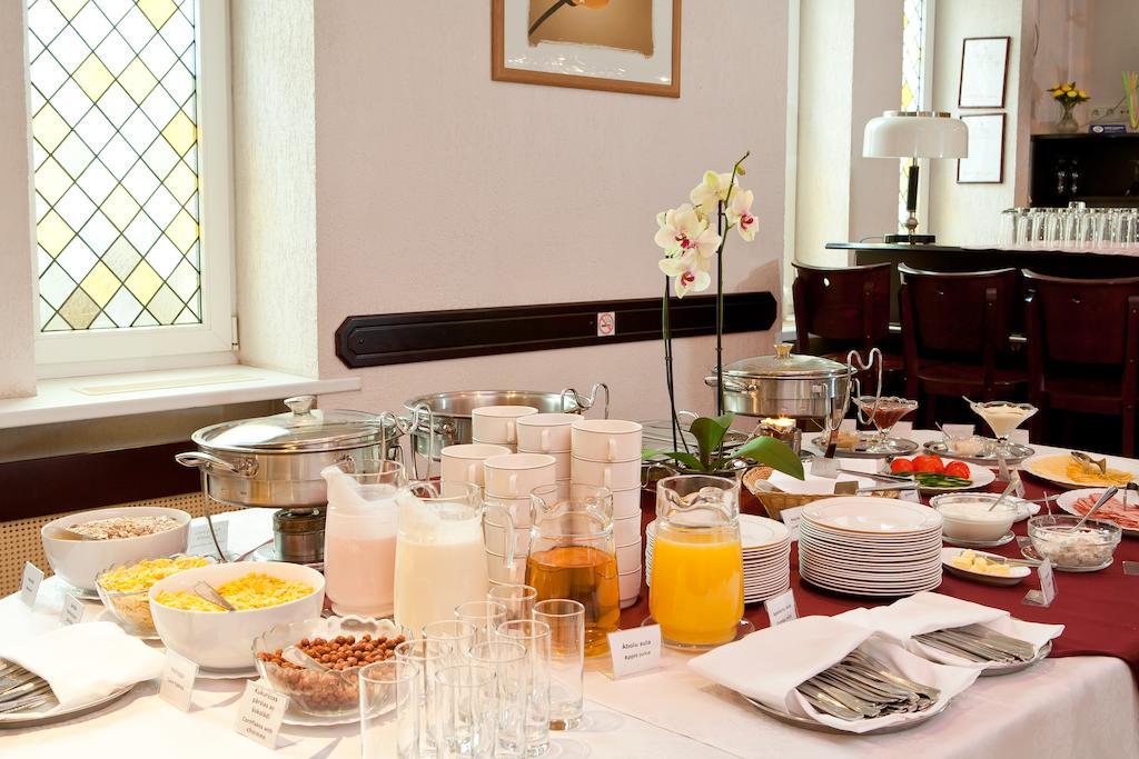 Kolonna Hotel Brigita Riga Eksteriør billede
